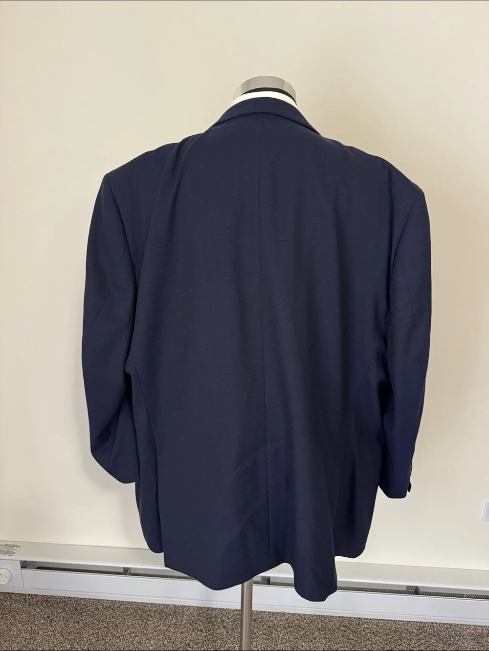 Joseph Abboud mens 54R navy blue wool blend executive fit 2-button sport coat